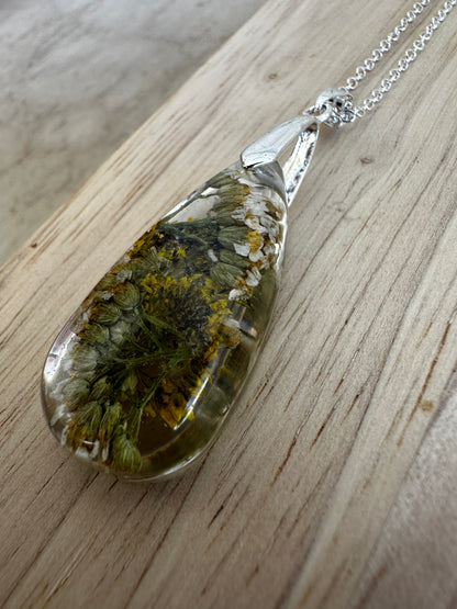 Necklace _ Yarrow