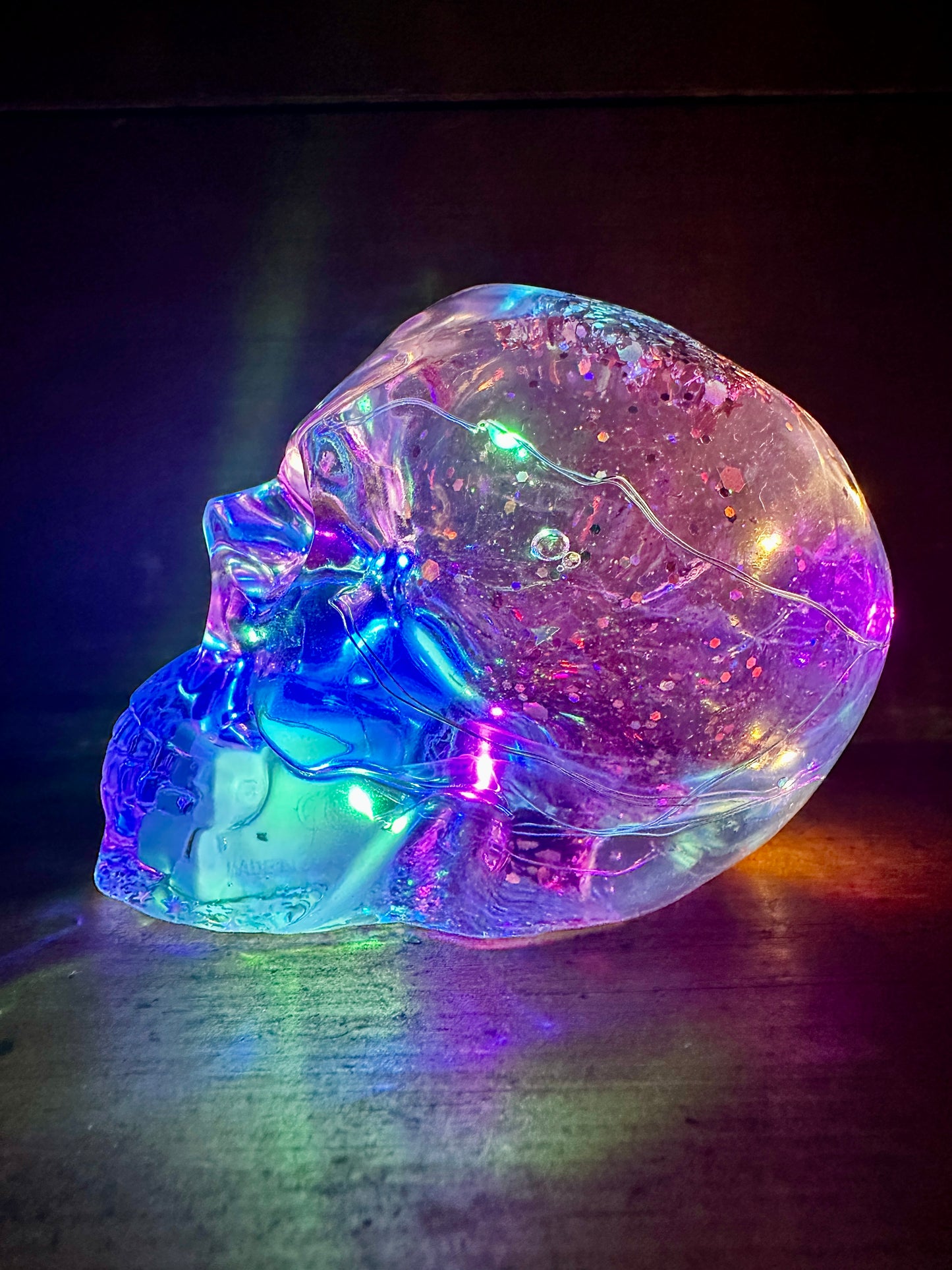 Skull _ M _ SHAKER w/ LIGHTS