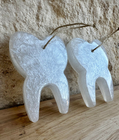 Ornament _ White Molar